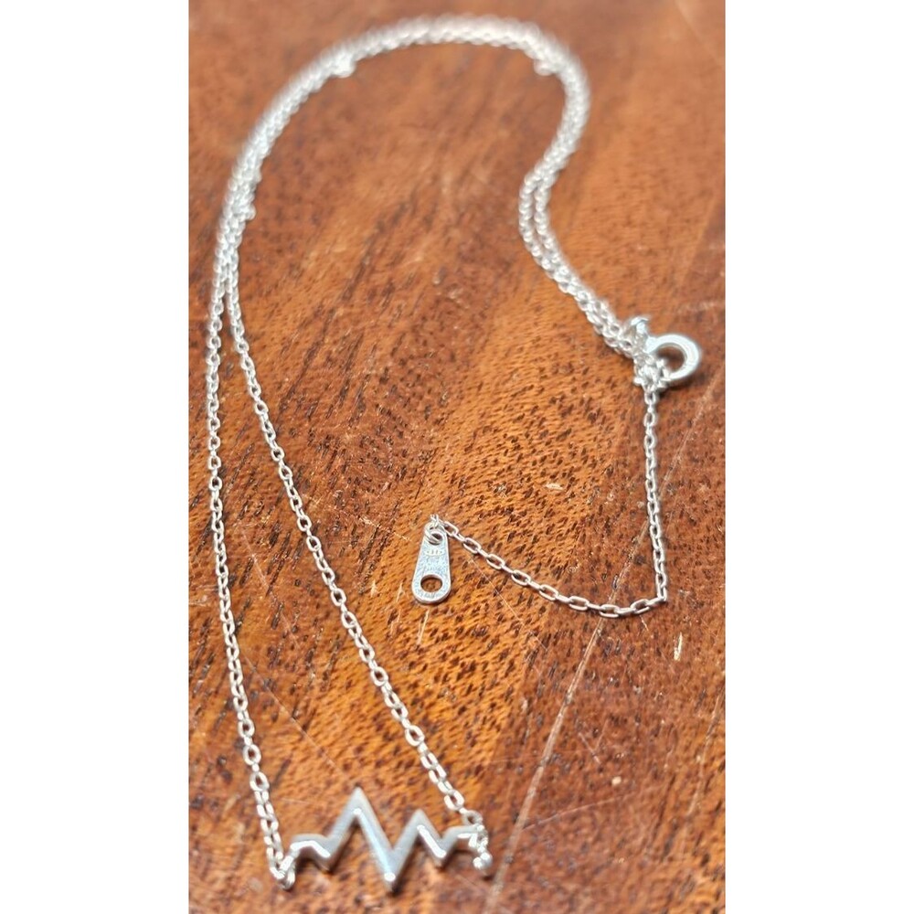 925 Silver Heartbeat Necklace 17"L - Picture 9 of 9